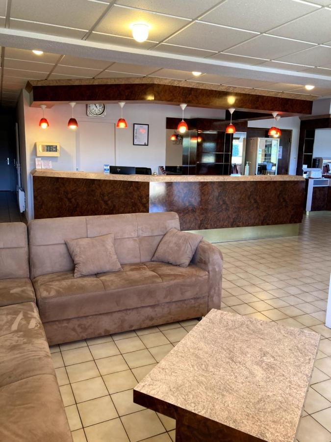 Brit Hotel Essentiel Moulins Avermes Exterior photo